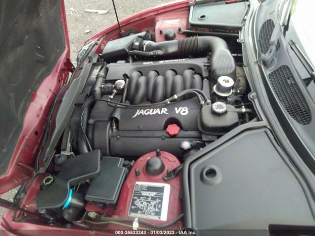 SAJGX274XVC011528 Jaguar XK8