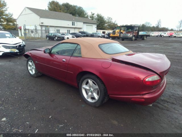 SAJGX274XVC011528 Jaguar XK8