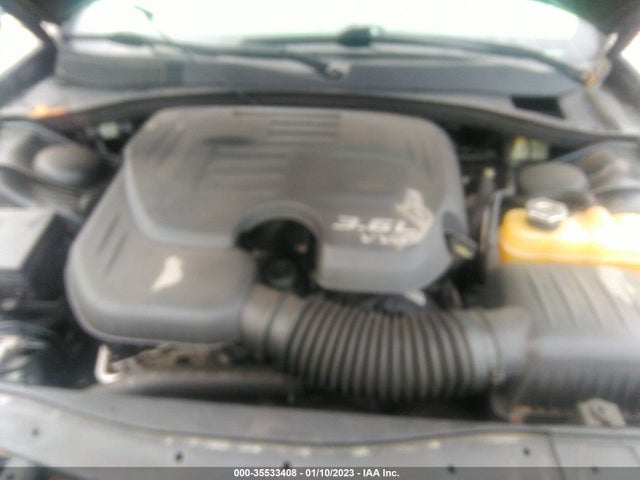 2C3CCARG8GH182552 Chrysler 300