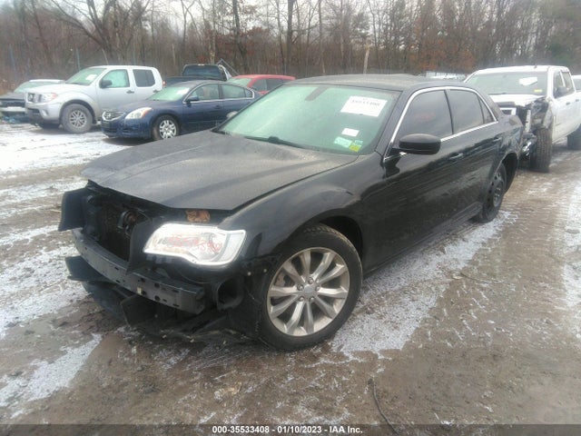 2C3CCARG8GH182552 Chrysler 300