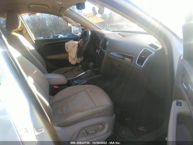 WA1CFAFP5CA139961 Audi Q5 2.0t Premium