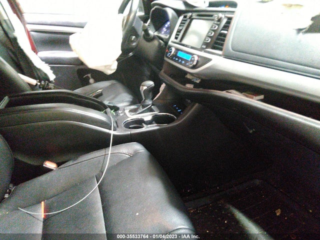 2018 Toyota Highlander, VIN: 5TDJZRFH2JS810577