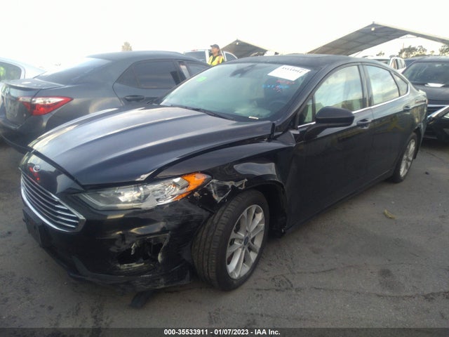2020 Ford Fusion, VIN: 3FA6P0LUXLR189383