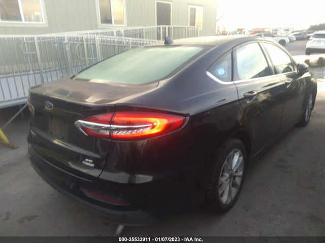 2020 Ford Fusion, VIN: 3FA6P0LUXLR189383