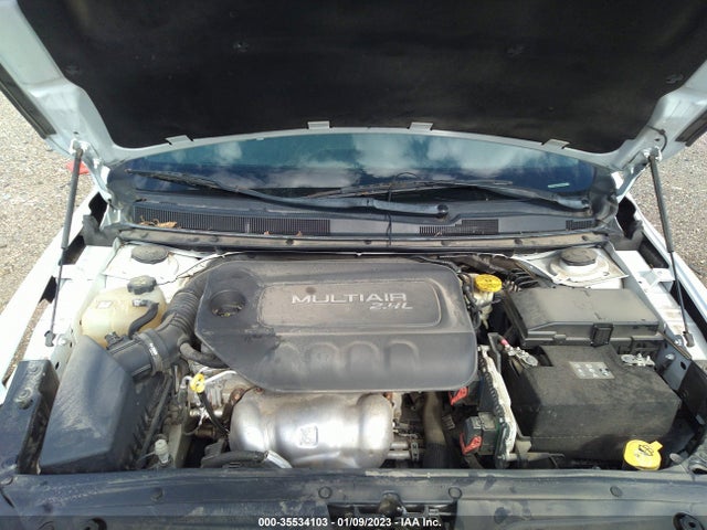 Chrysler 200 Limited 2015 1C3CCCAB0FN684179 Image 12