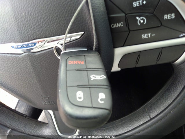 Chrysler 200 Limited 2015 1C3CCCAB0FN684179 Image 3