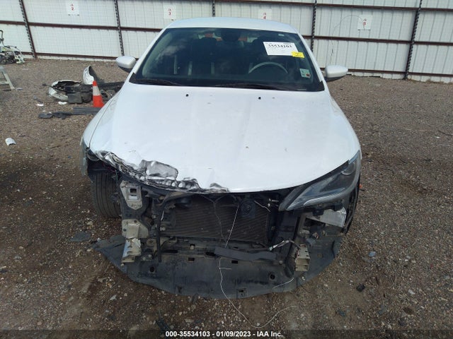 Chrysler 200 Limited 2015 1C3CCCAB0FN684179 Image 8