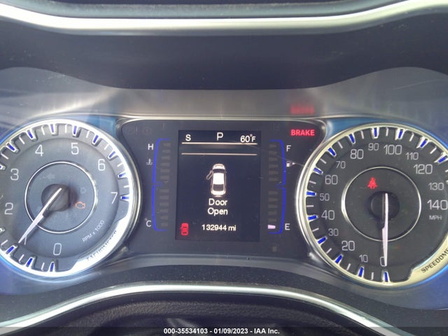Chrysler 200 Limited 2015 1C3CCCAB0FN684179 Image 9
