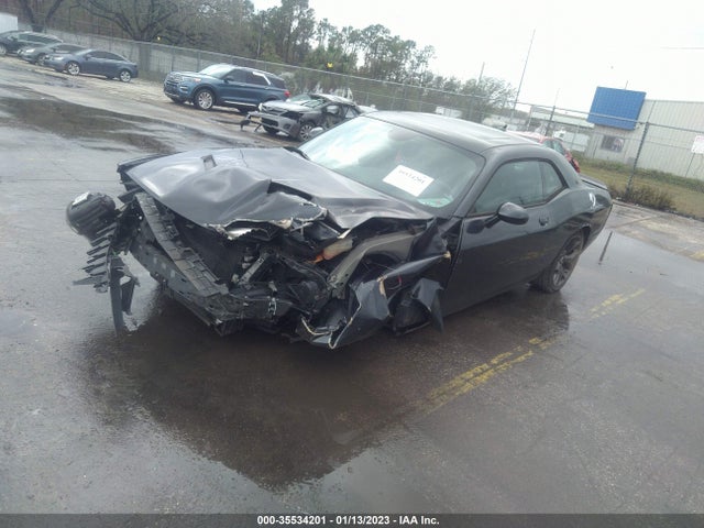 Dodge Challenger Sxt Plus 2018 2C3CDZAG9JH258391 Image 2