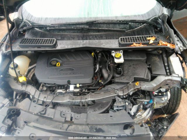 1FMCU0HD0JUA66126 Ford ESCAPE SEL