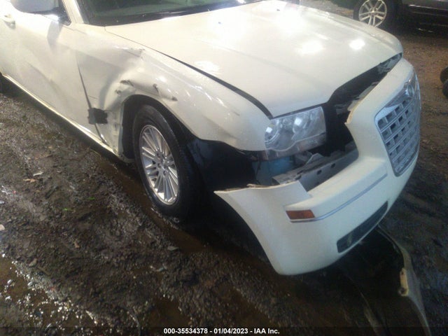 2C3KA53G18H142025 Chrysler 300 Touring