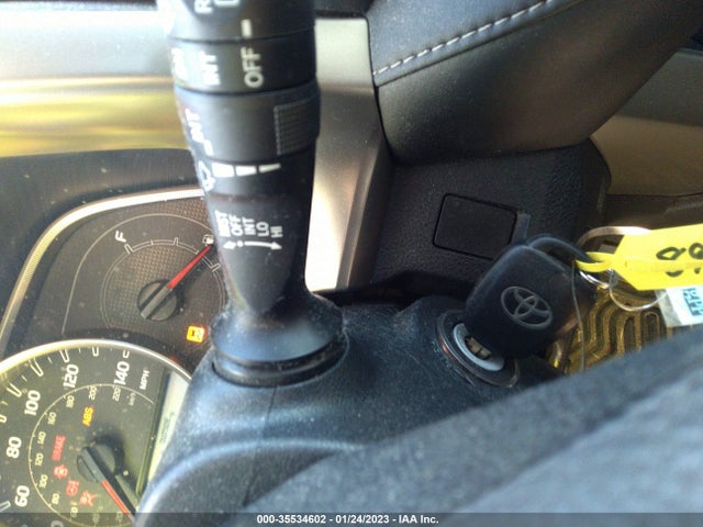 2015 Toyota RAV4, VIN: JTMWFREV4FJ042918