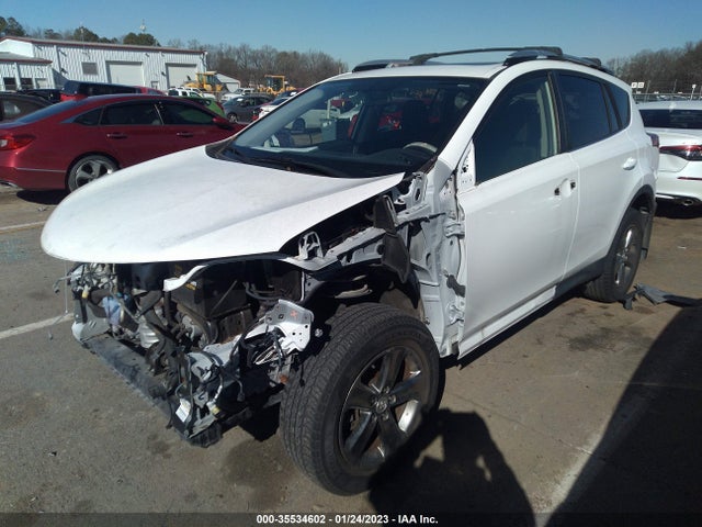 2015 Toyota RAV4, VIN: JTMWFREV4FJ042918