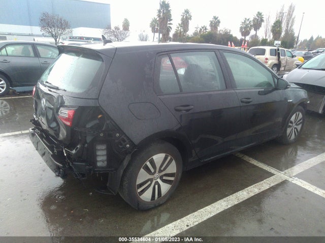 2019 Volkswagen Golf, VIN: WVWPR7AU9KW913158