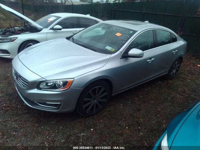 2017 Volvo S60, VIN: LYV402TK3HB155053