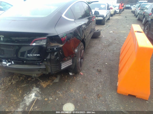 Tesla Model 3 Long Range/performance 2019 5YJ3E1EB0KF194788 Image 4