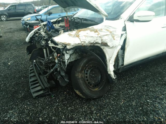 5N1AT2MK0FC856212 Nissan ROGUE S
