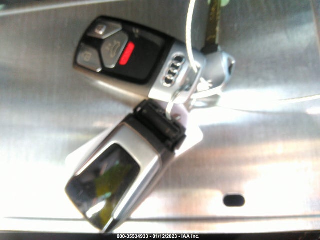 2021 Audi Q5, VIN: WA1AAAFYXM2038733
