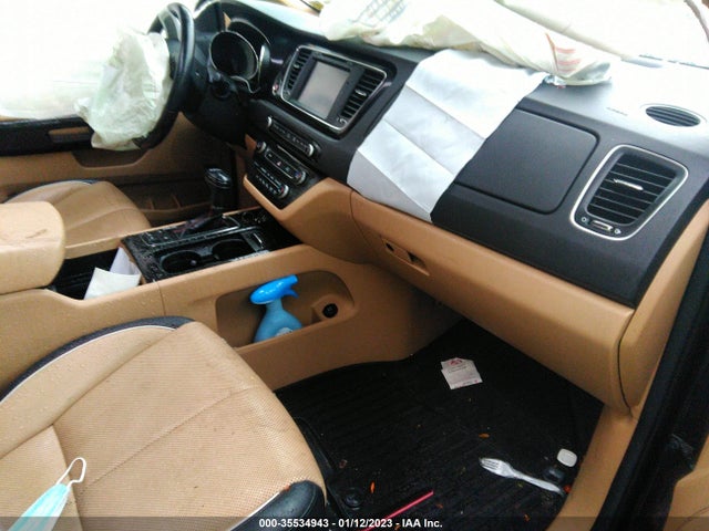 2016 Kia Sedona, VIN: KNDME5C16G6156880