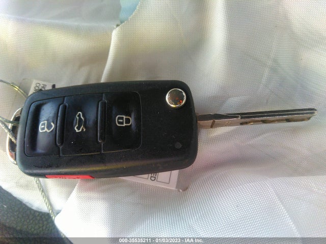 WVWDB7AJ8CW350957 Volkswagen Golf
