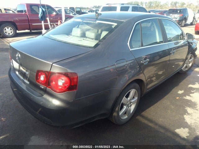 3VWRM71KX8M053606 Volkswagen Jetta Sedan Se/sel