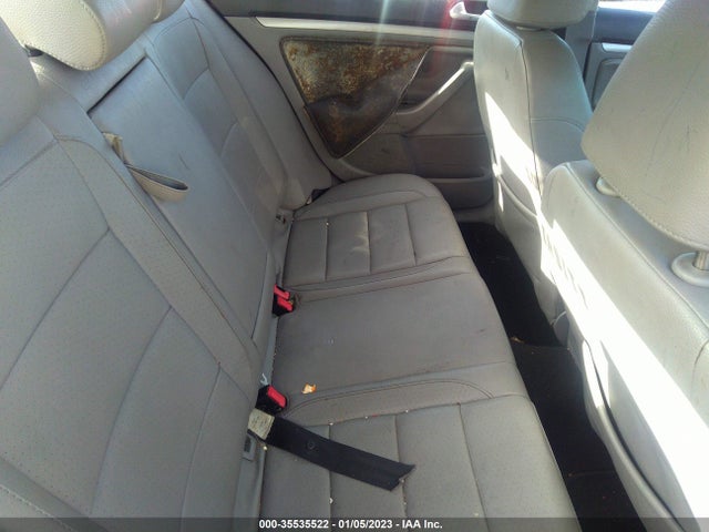 3VWRM71KX8M053606 Volkswagen Jetta Sedan Se/sel