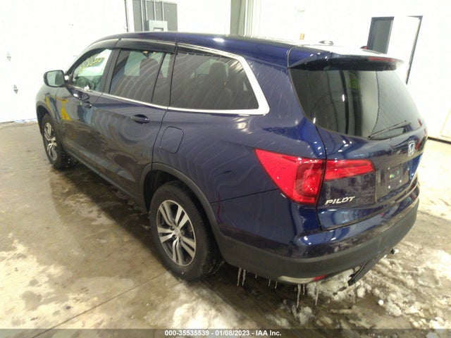 2016 Honda Pilot, VIN: 5FNYF6H53GB111125