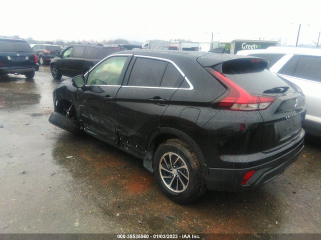JA4ATUAAXNZ051643 Mitsubishi Eclipse Cross Es