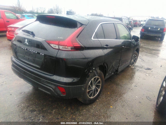 JA4ATUAAXNZ051643 Mitsubishi Eclipse Cross Es