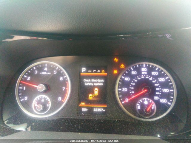 5XXG64J25NG087999 KIA K5 Gt-line