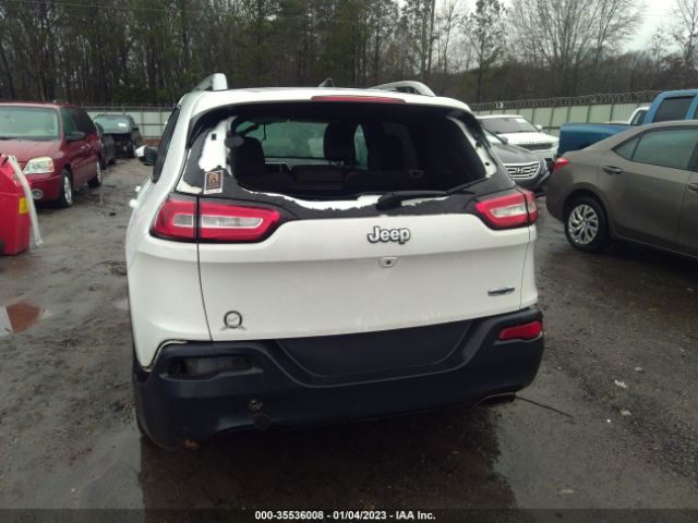 1C4PJLCS0GW216769 Jeep Cherokee Latitude