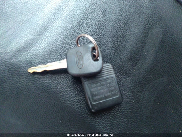 2005 FORD FOCUS S/SE/SES VIN: 1FAFP34N75W101253