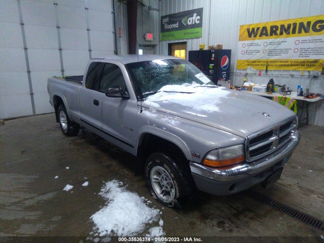 1999 1B7GG22YXXS192146 main image