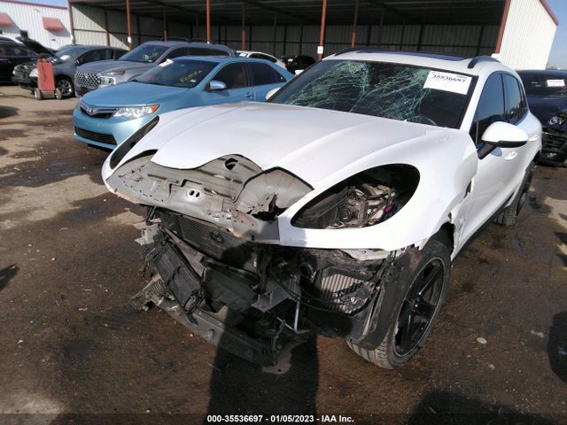 2015 PORSCHE MACAN S VIN: WP1AB2A52FLB44045