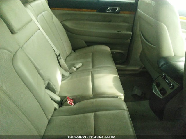 Lincoln MKT 2010 2LMHJ5AT2ABJ18640 Image 9