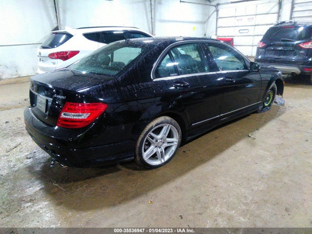2013 MERCEDES-BENZ C-CLASS C 300 VIN: WDDGF8AB9DR256155