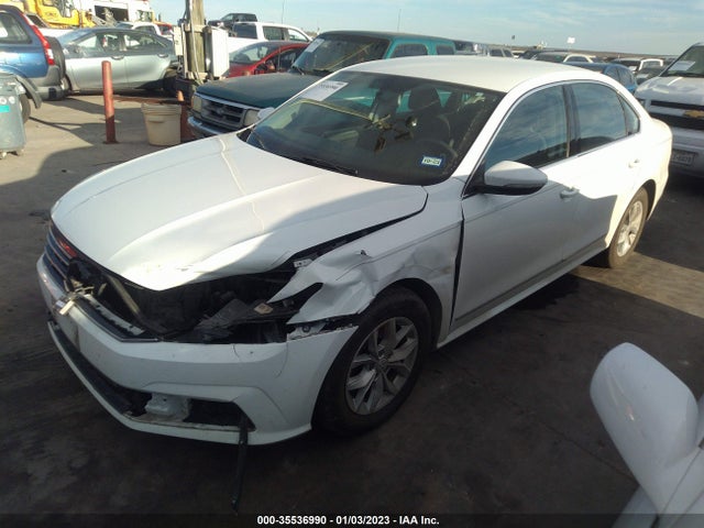 2017 Volkswagen Passat, VIN: 1VWAT7A31HC053374