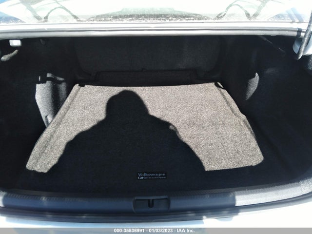 1VWAA7A32LC004683 Volkswagen Passat 2.0t S