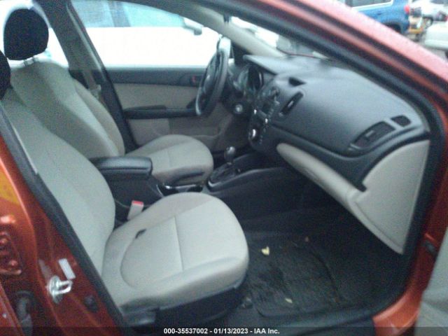 KNAFU4A28B5422249 KIA FORTE EX