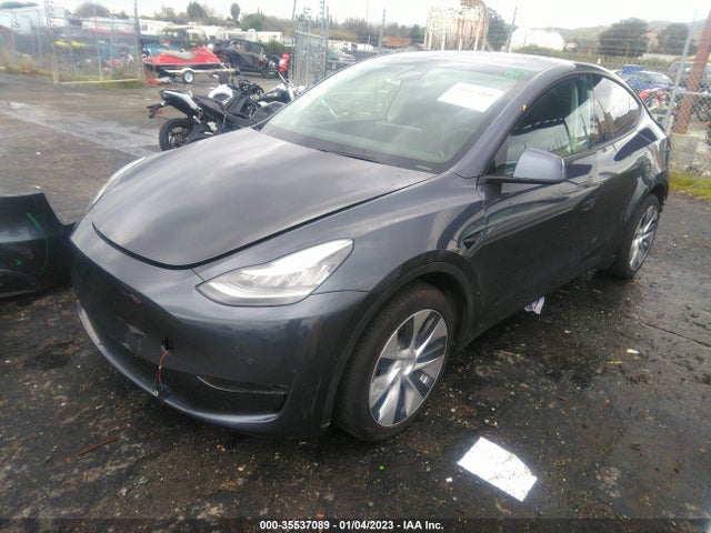 Tesla Model Y 2020 5YJYGDEE1LF054097 Image 2