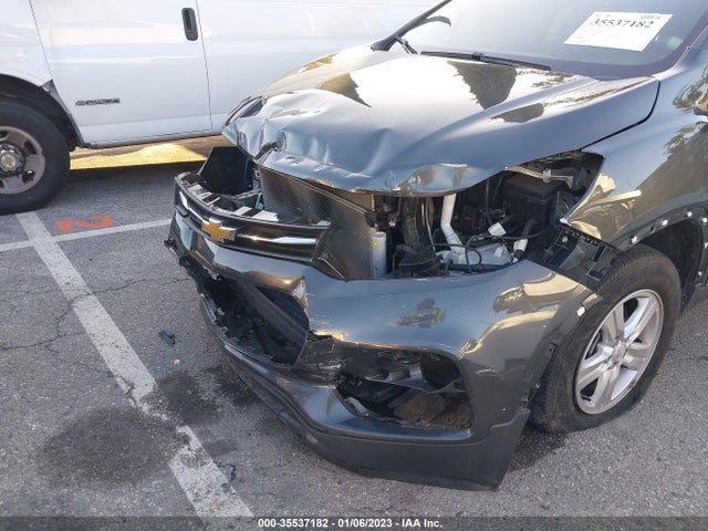 Chevrolet TRAX LS 2019 3GNCJKSB1KL357091 Image 6