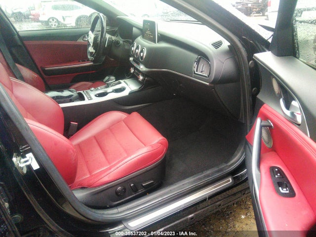 2018 Kia Stinger, VIN: KNAE55LC4J6023366