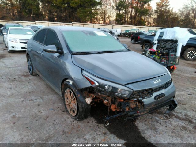 3KPF24AD1NE481663 KIA Forte Lxs