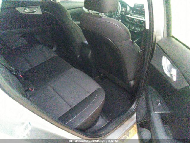 3KPF24AD1NE481663 KIA Forte Lxs