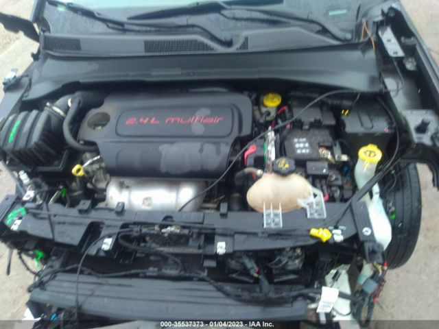 3C4NJDAB9JT132057 Jeep Compass Sport