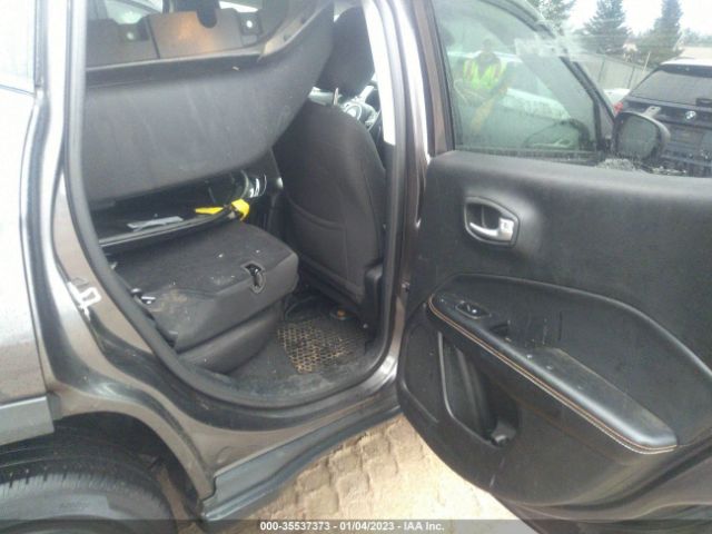 3C4NJDAB9JT132057 Jeep Compass Sport