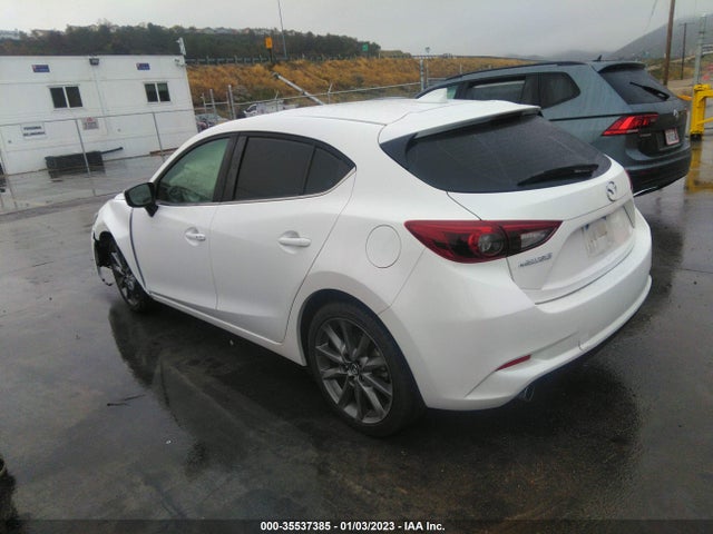 2018 Mazda 3, VIN: 3MZBN1M34JM202842