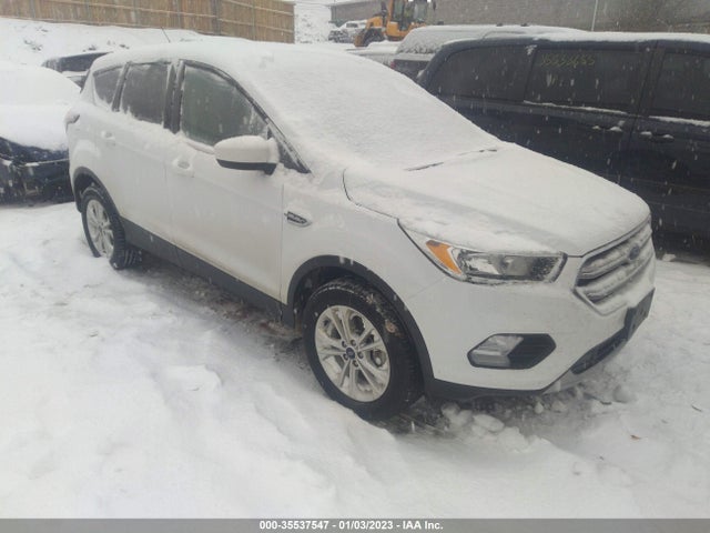 2017 Ford Escape, VIN: 1FMCU9GD1HUF08136