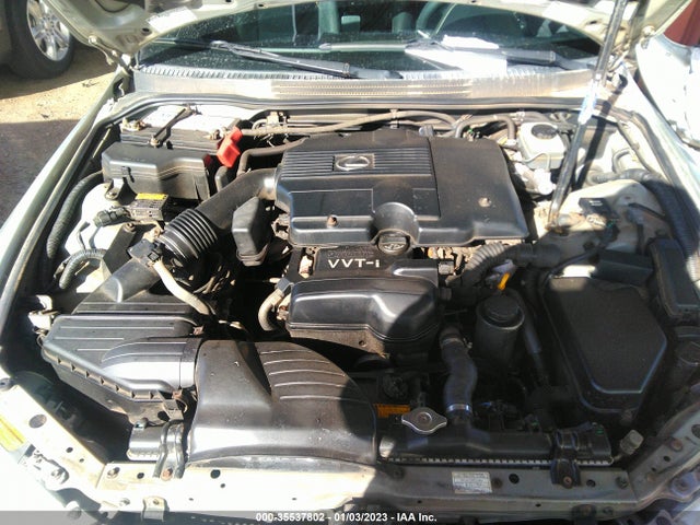 Lexus IS 300 2001 JTHBD182010024954 Image 11