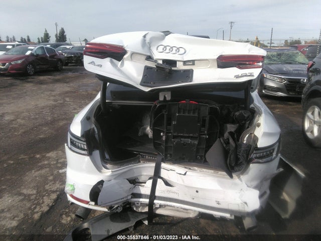 Audi A4 Premium Plus 2018 WAUENAF43JN020056 Image 6